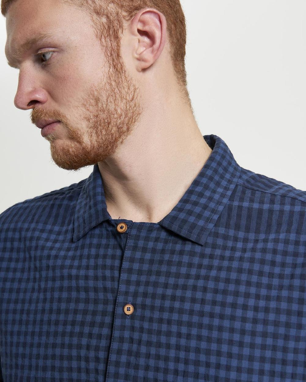 Ben Sherman Short Sleeve Seersucker Gingham Shirt In Dark Navy