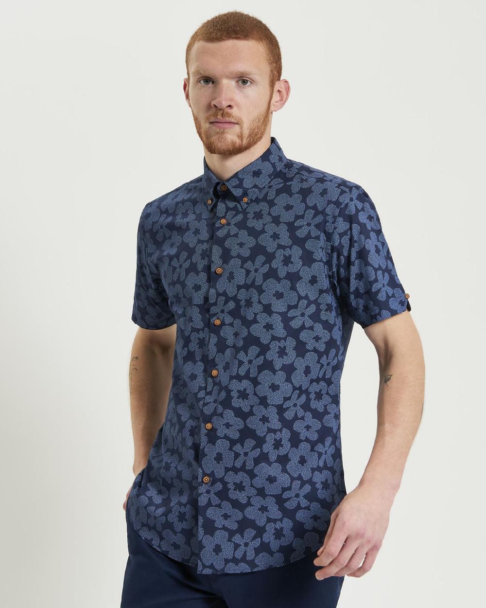ben sherman Short Sleeve Stipple Floral Shirt in Dark Navy