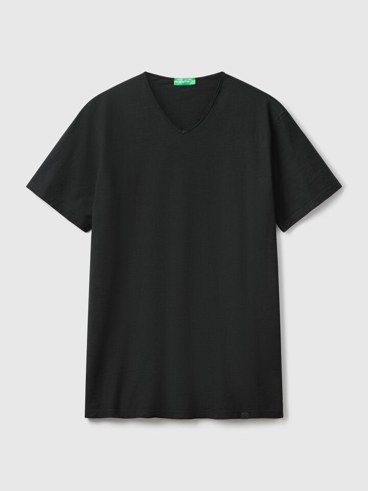 Benetton 100% Cotton T-shirt With V-neck Black