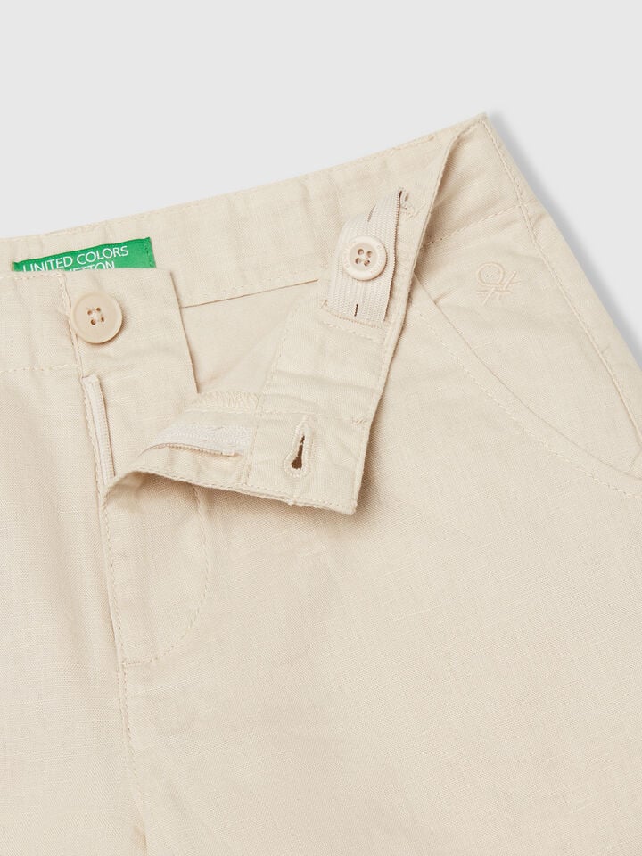 Benetton Chino Bermudas In Pure Linen Beige
