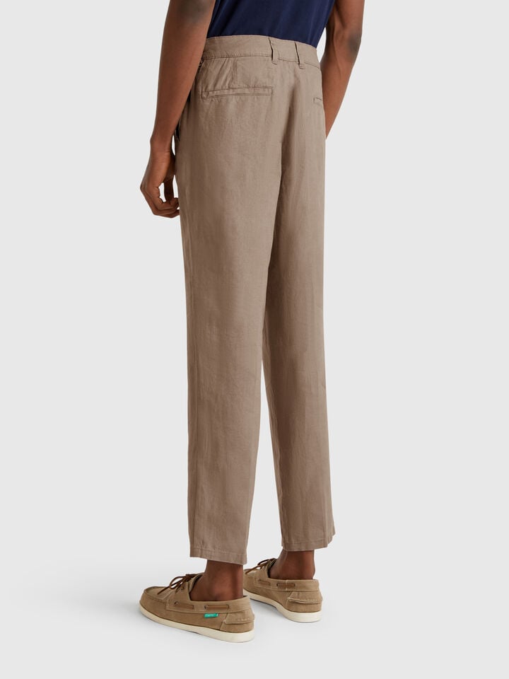 Benetton Chinos In Pure Linen Camel