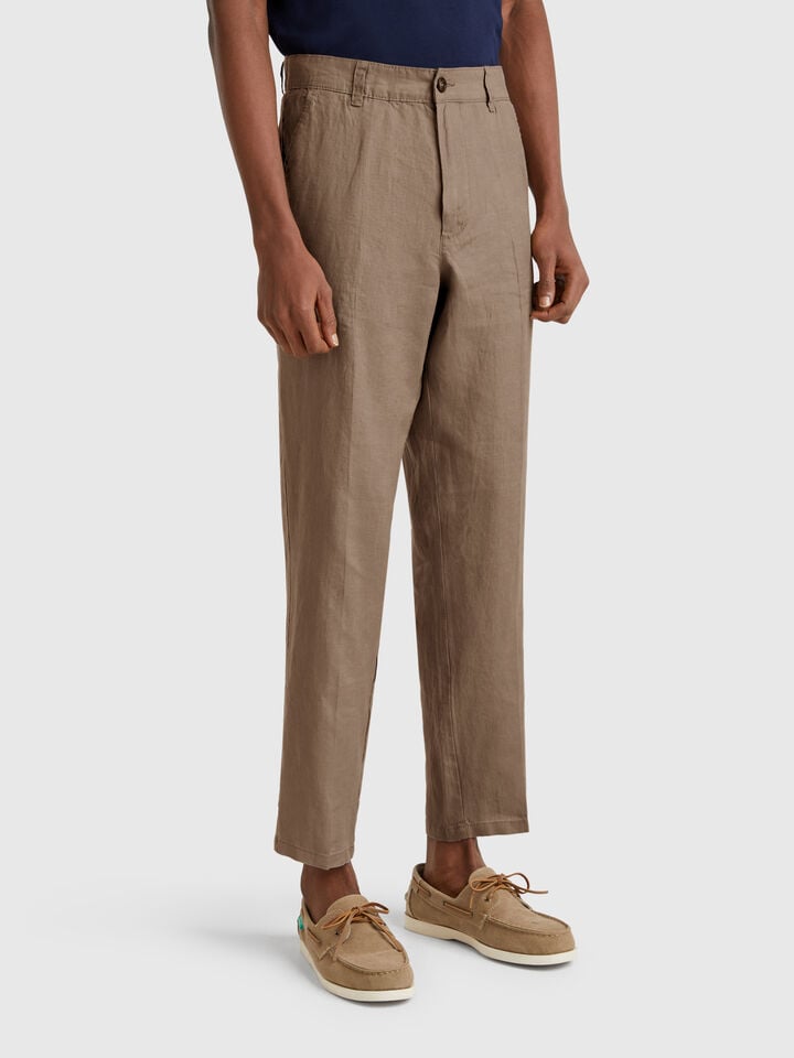 benetton Chinos in pure linen Camel