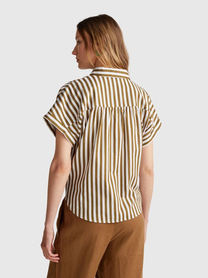 Benetton Comfort Fit Striped Shirt Brown