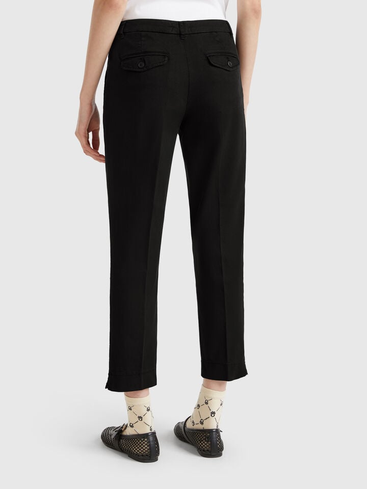 Benetton Cropped Chinos In Stretch Cotton Black