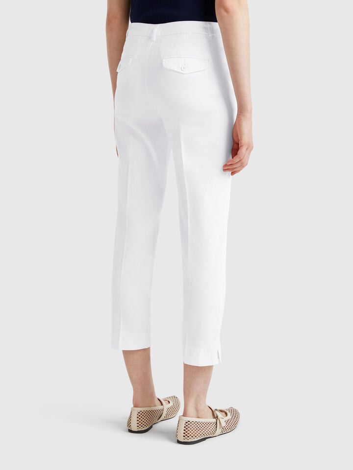 Benetton Cropped Chinos In Stretch Cotton White