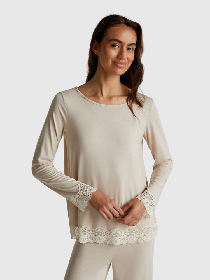 benetton Flowy top with lace Beige