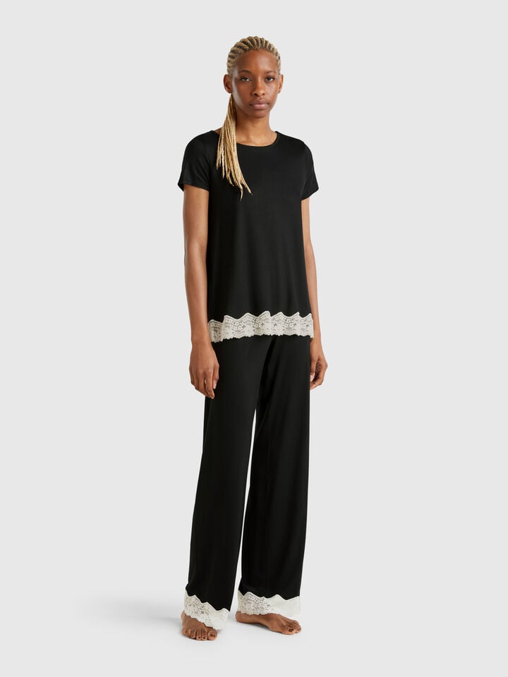 Benetton Flowy Trousers With Lace Details Black