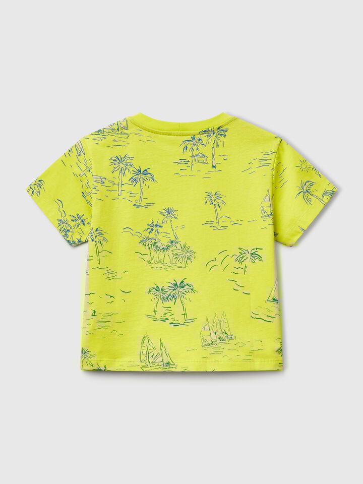 Benetton Oversize T-shirt With Beach Print Lime