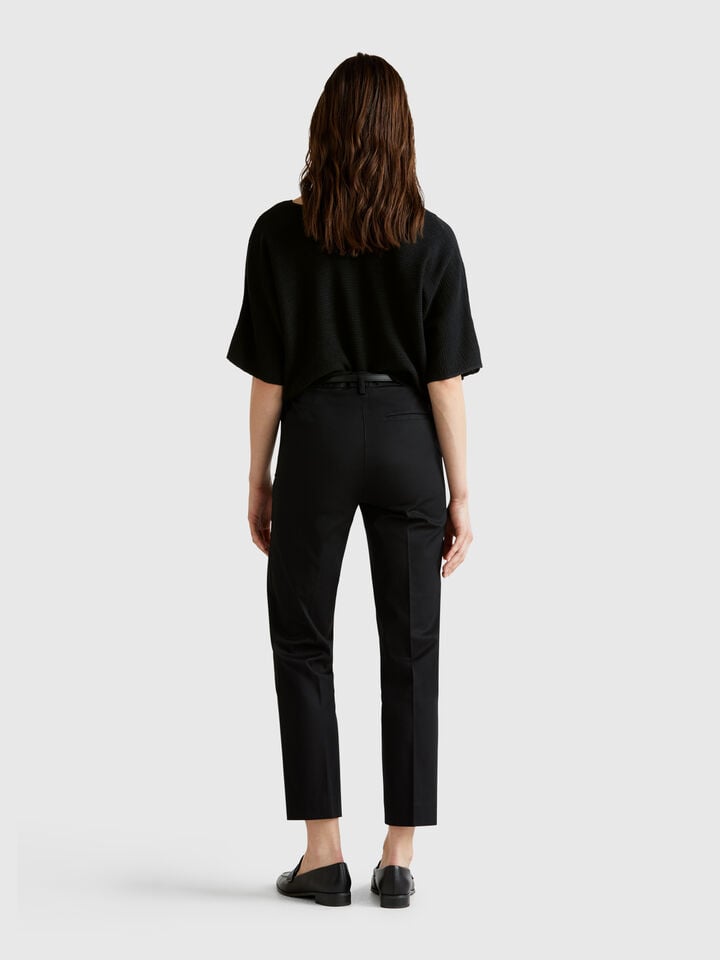 Benetton Reversible Cropped Sweater Black