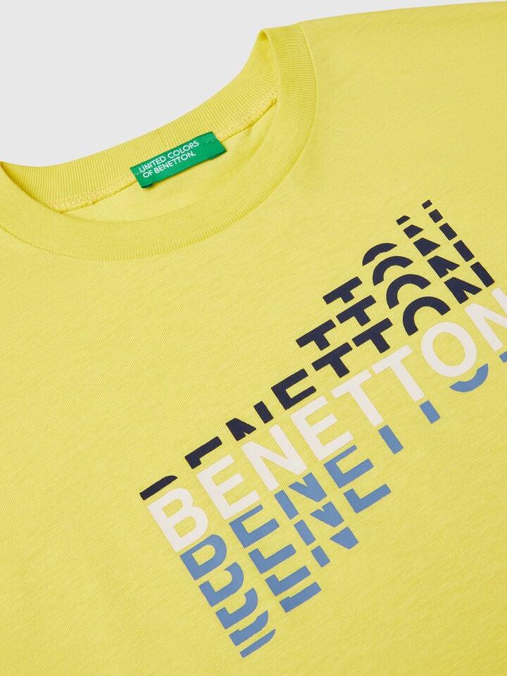 Benetton Short Sleeve T-shirt In 100% Cotton Lime