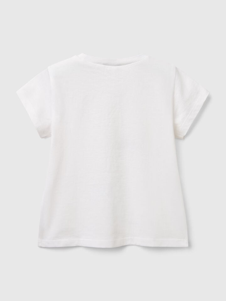 Benetton T-shirt With Petal Effect Applique White