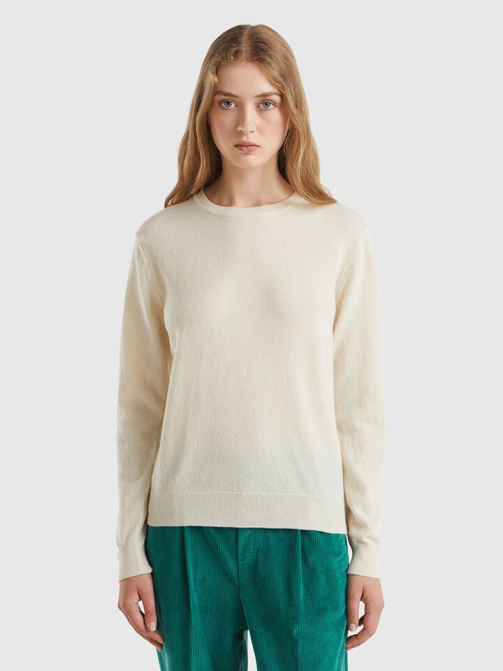 benetton Cream crew neck sweater in Merino wool Creamy White