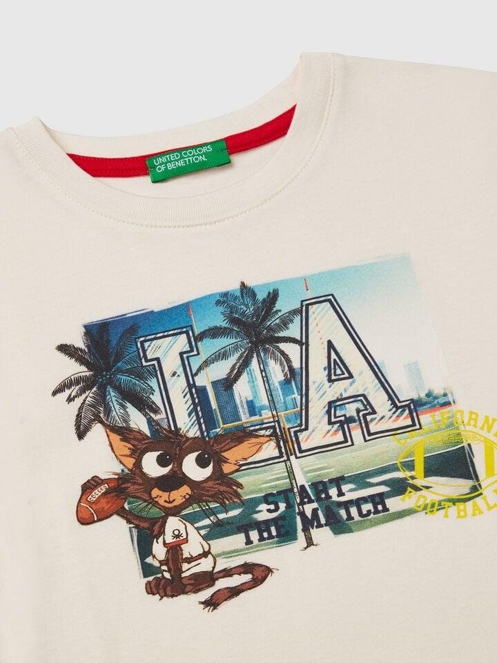 Benetton Oversized Fit T-shirt With Photographic Print Creamy White