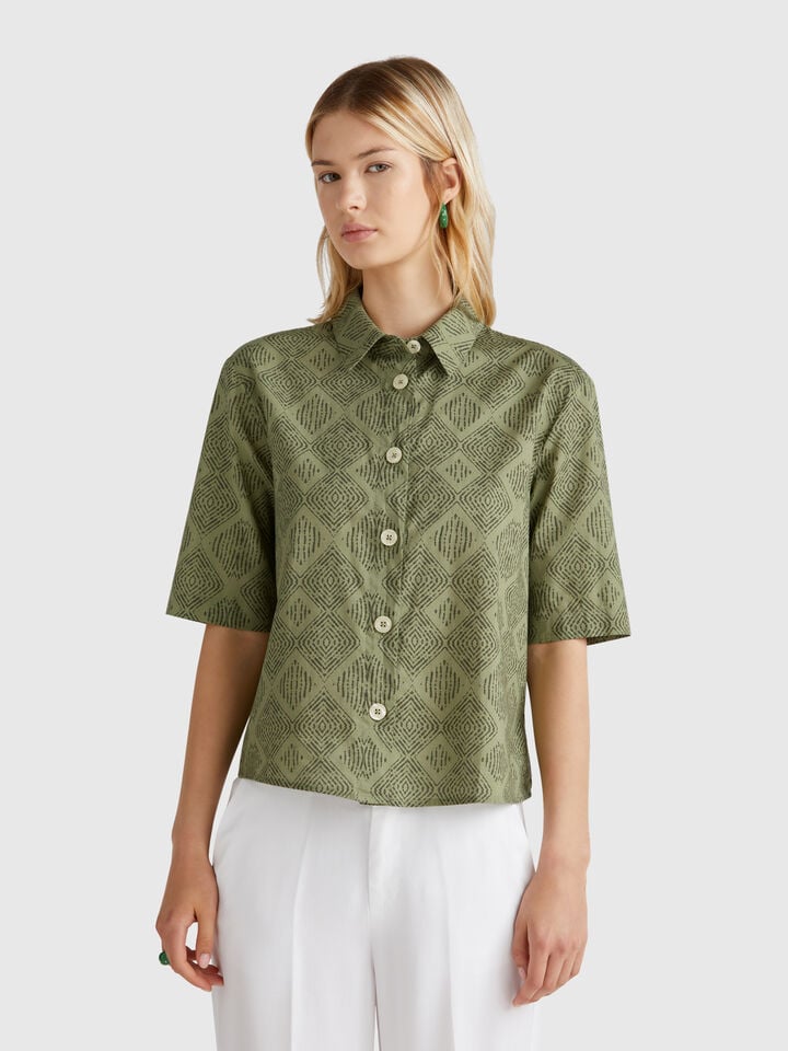 benetton Patterned shirt in lightweight cotton Military Green