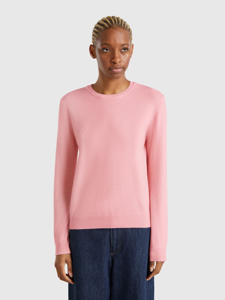 benetton Powder pink crew neck sweater in Merino wool Soft Pink