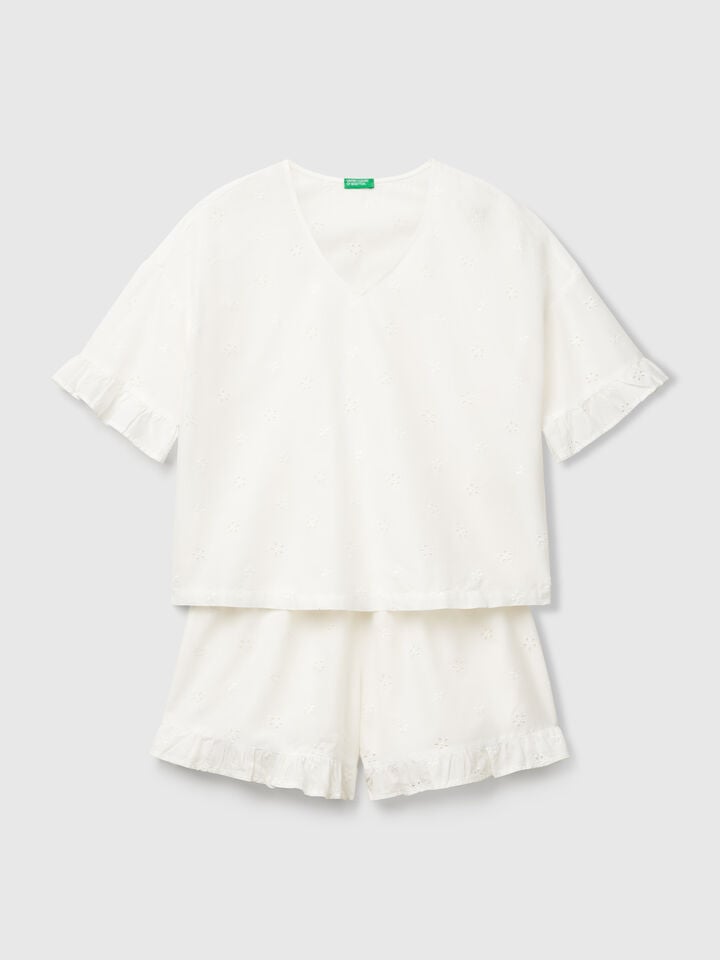 Benetton Pyjamas With Embroidered Flowers Creamy White