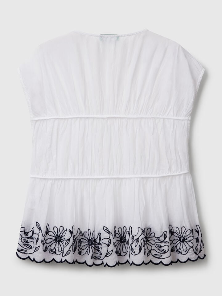 Benetton Short Sleeve Blouse With Floral Embroidery White