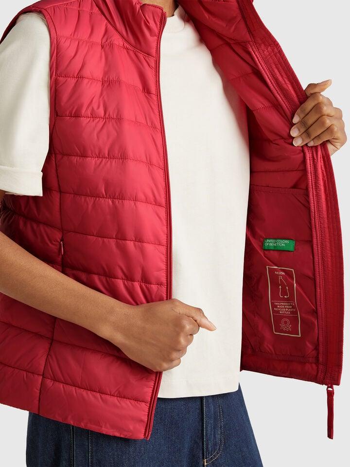 Benetton Sleeveless Slim Fit Jacket With Padding Strawberry