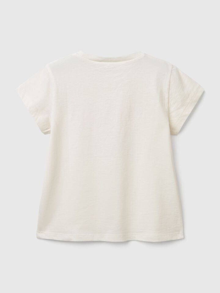 Benetton T-shirt With Petal Effect Applique Creamy White