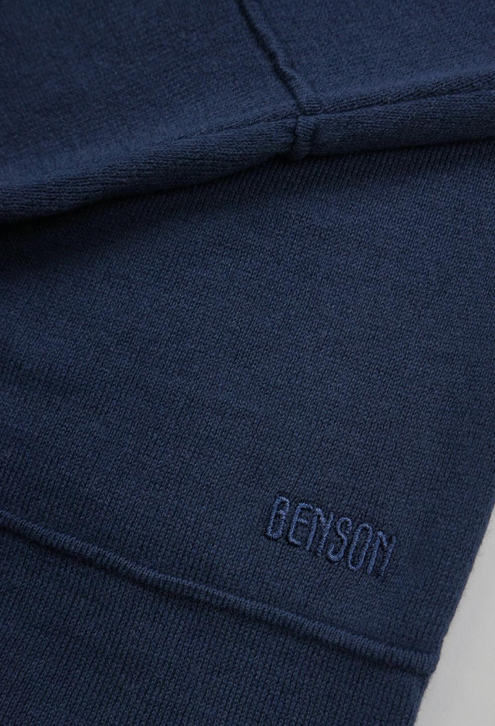 Benson Morgan Navy Knit Sweater