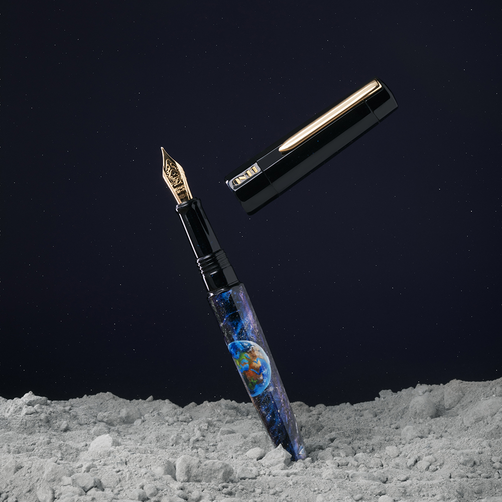 Benton Cosmic Surfer – BENU