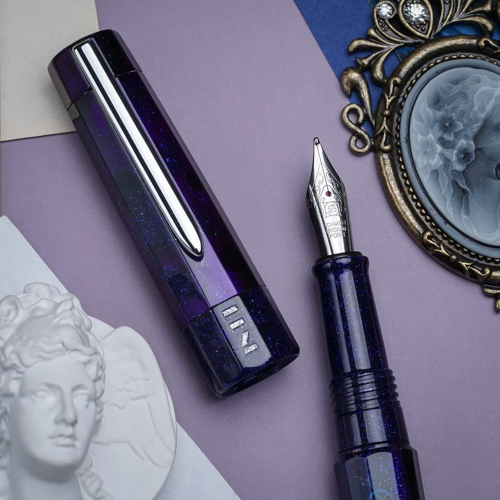 Benton Elegant Autograph – BENU