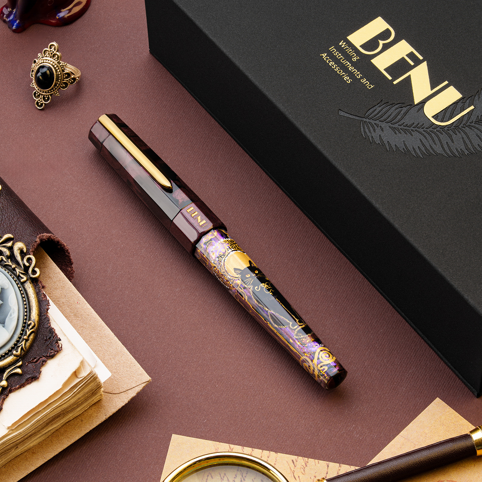 Benton Feline Nouveau – BENU