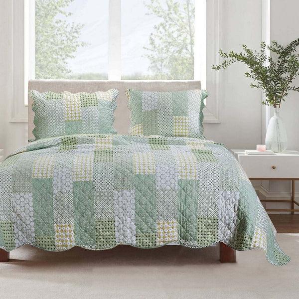 benzara Reversible Fabric Queen Size Quilt Set with Geometric Pattern Motifs Green - BM219434