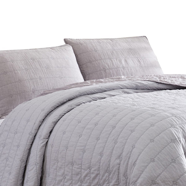 Benzara Veria 3 Piece Queen Quilt Set With Channel Stitching The Urban Port Light Gray - BM250000