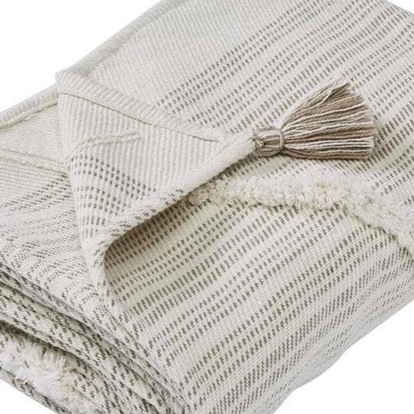 Benzara Veria 60 X 70 Cotton Throw With Diamond Pattern The Urban Port Off White - BM269189