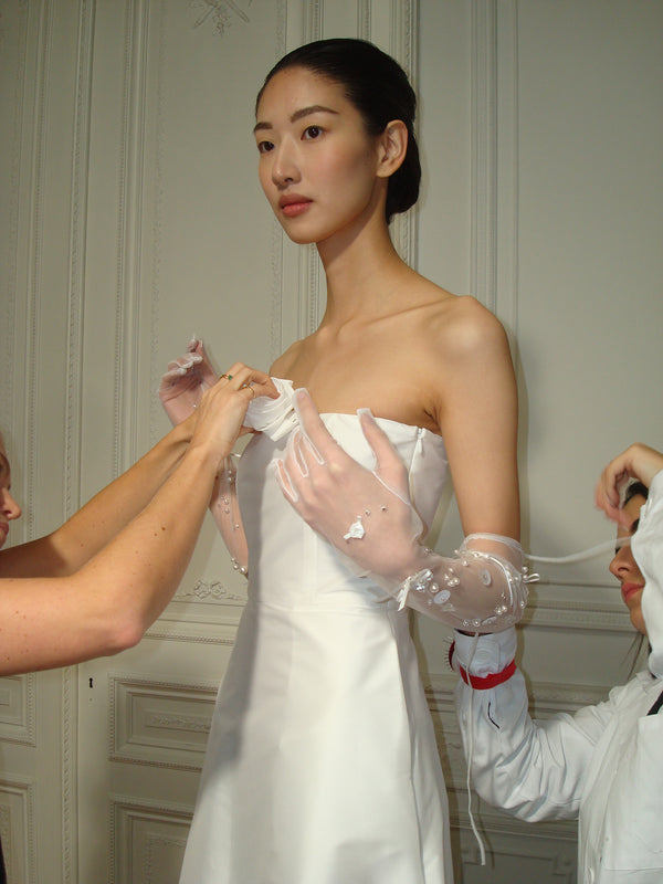 Bernadette Hand-embroidered Long Gloves