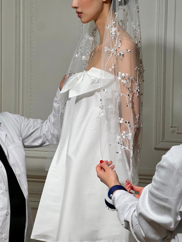 Bernadette Hand-embroidered Midi Veil