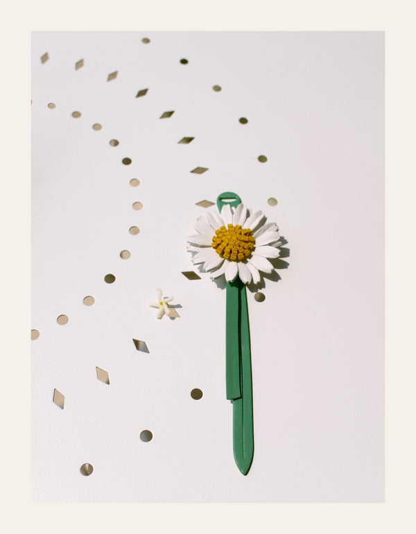 bernadette The Daisy Tag