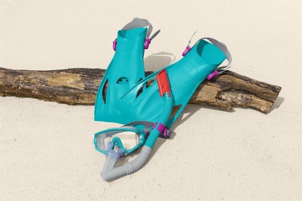 Bestway Bestway Spark Wave™ Teal Unisex Adult Snorkel Set With Fins Ages 14+