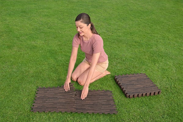 Bestway Flowclear 20 In. X 20 In. Square Decorative Pool Floor Protector For Above Ground Pools