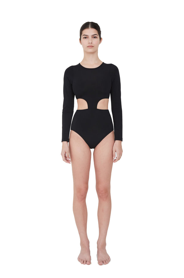 beth richards KENNY ONE PIECE