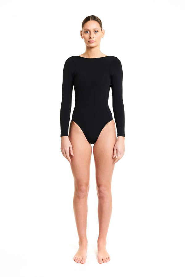 beth richards SHADE SUIT