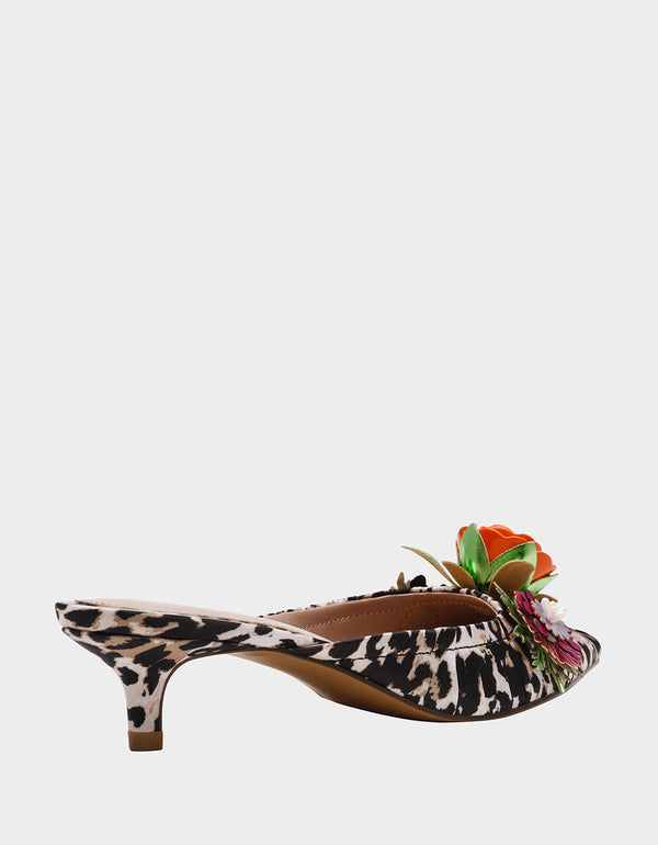 Betsey Johnson Abigayl Leopard