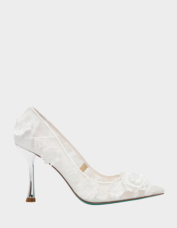 betsey johnson Aimey Ivory