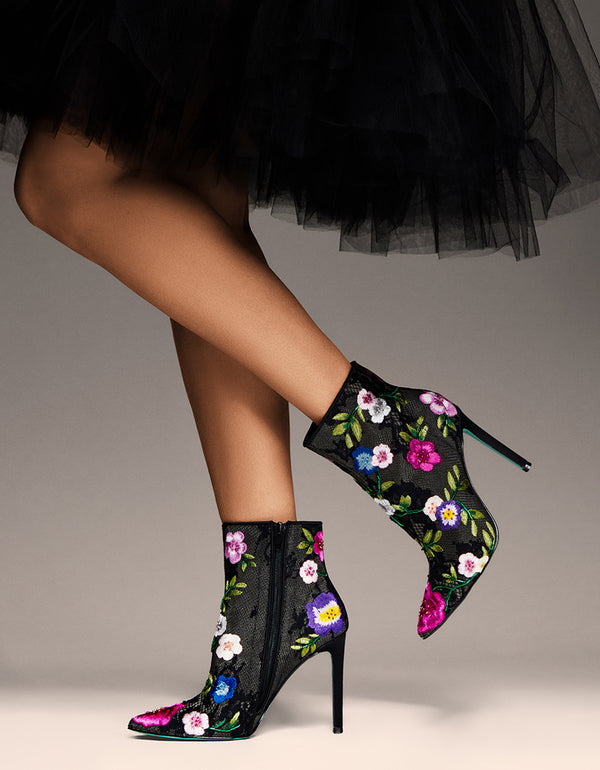 Betsey Johnson Anita Black Multi Floral