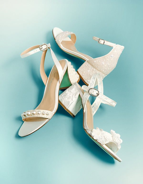 Betsey Johnson Blare Ivory