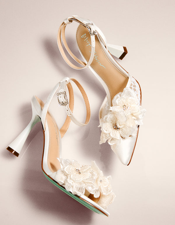 Betsey Johnson Cali Ivory