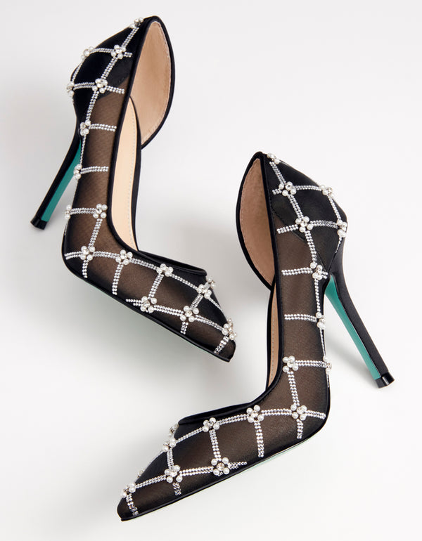 Betsey Johnson Cruze Black