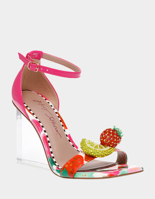 Betsey Johnson Harlen Berry Multi