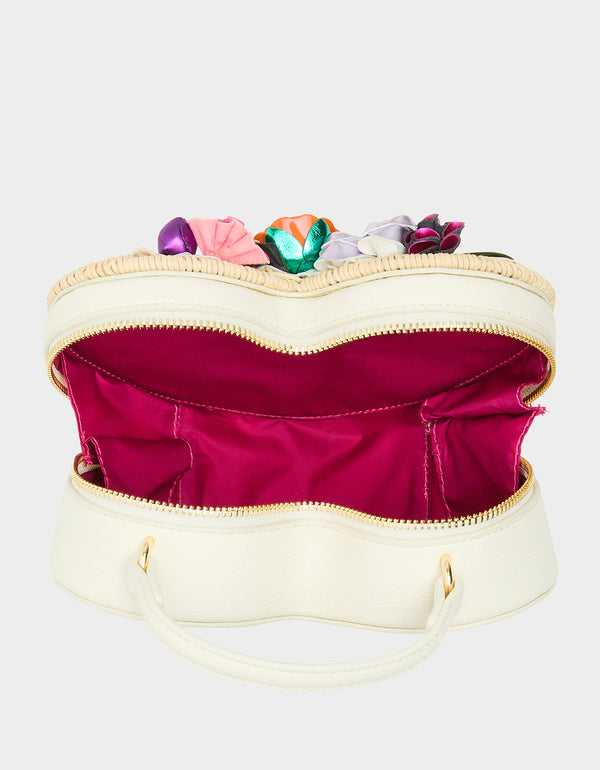 Betsey Johnson Kitsch No Wallflower Natural