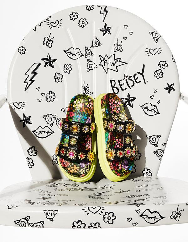 Betsey Johnson Madoxx Ditsy Floral