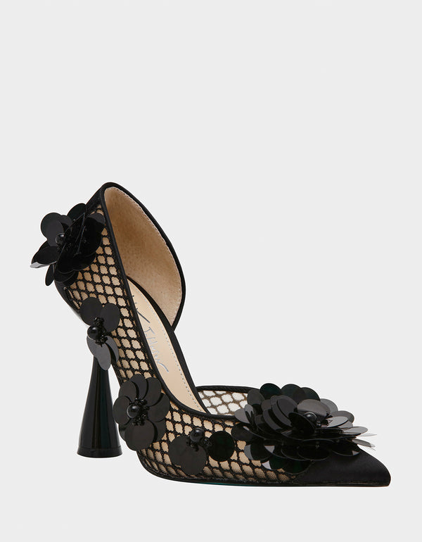 Betsey Johnson Nash Black