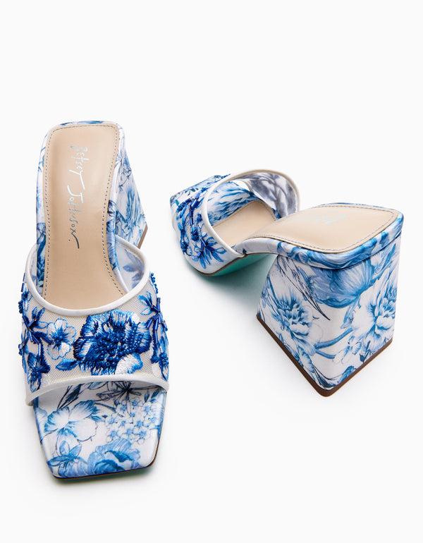 Betsey Johnson Roo Blue Floral