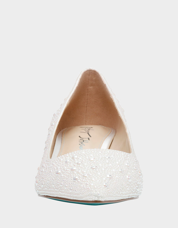 Betsey Johnson Scout Pearl