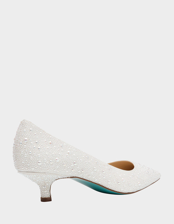 Betsey Johnson Scout Pearl